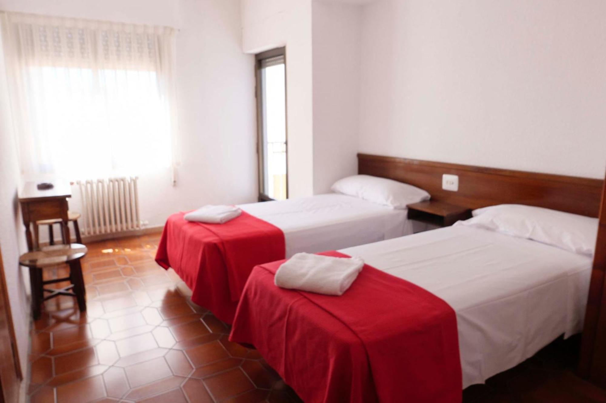 Hostal La Torre Benicàssim Eksteriør bilde