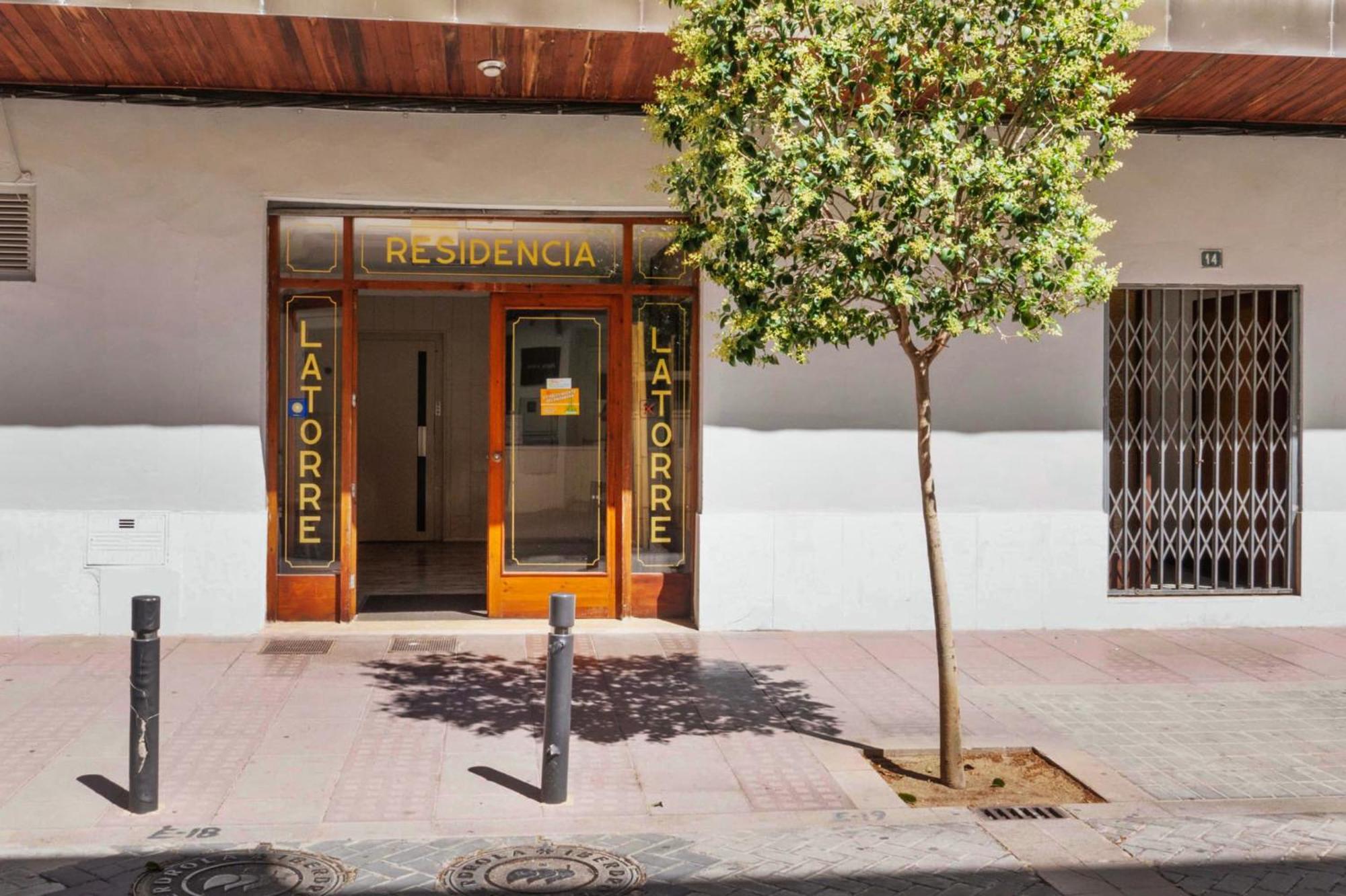 Hostal La Torre Benicàssim Eksteriør bilde
